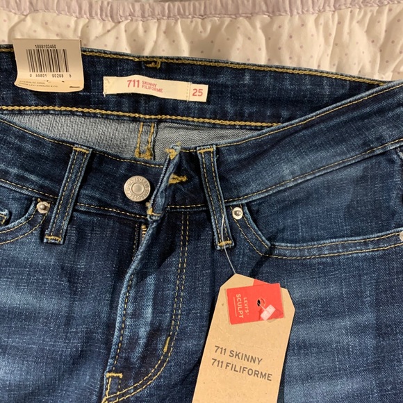 LEVIS JEANS NWT - Picture 3 of 4